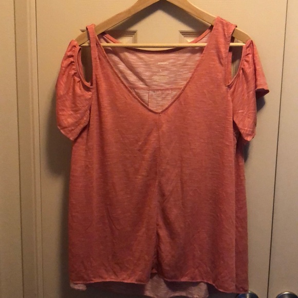 Cold shoulder top - Picture 1 of 5